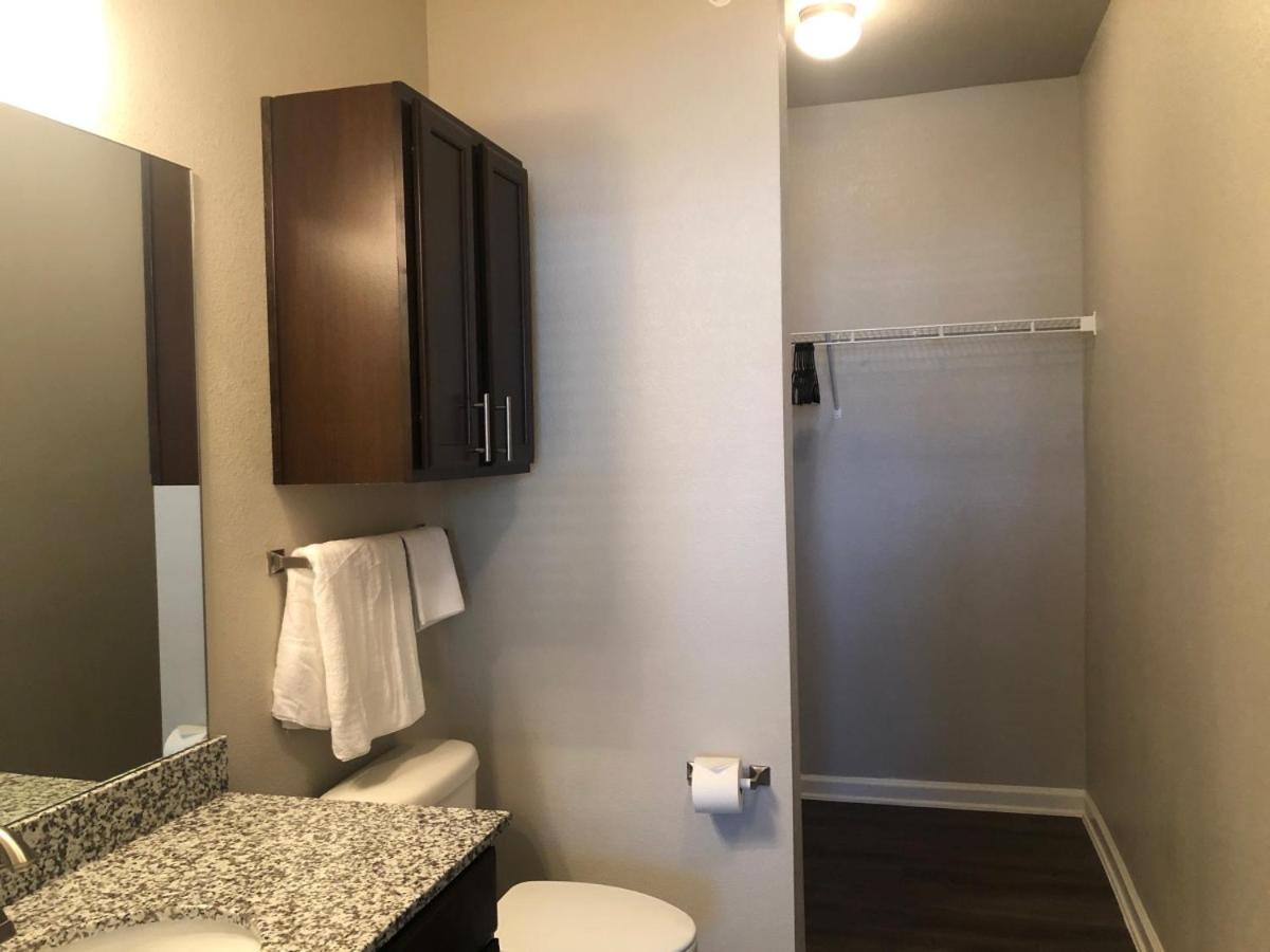 Spacious Furnished Resort Style Apartments Tomball Pokój zdjęcie